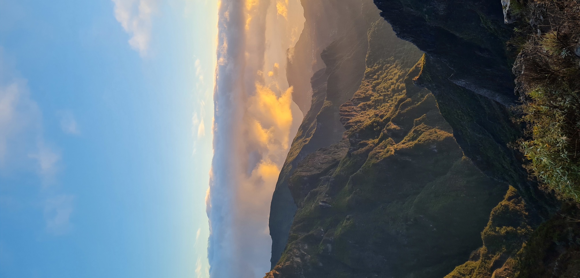 Pico do Arieiro Trek, Madeira 2026